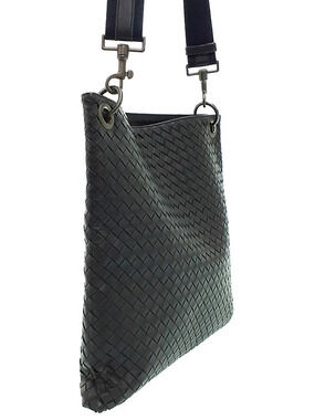 Bottega Veneta woven Black leather Messenger Flat Bag Intrecciato Black